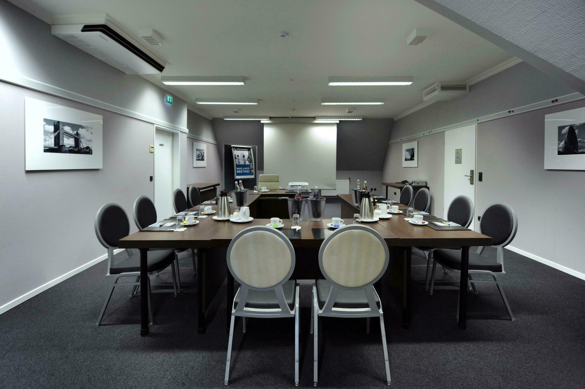 Van Der Valk Hotel Χιλντεσχάιμ Εξωτερικό φωτογραφία